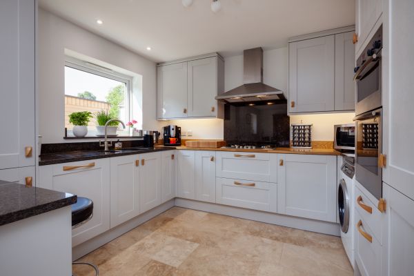 Cost of Cabinet Hardware Installation in Mesquite