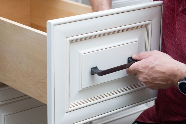 Cost of Cabinet Handle Installation in Mesquite