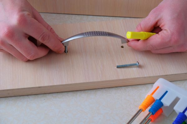 Cost of Drawer Handle Installation in Mesquite