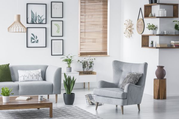 Cost of Wall Decor Hanging in Mesquite