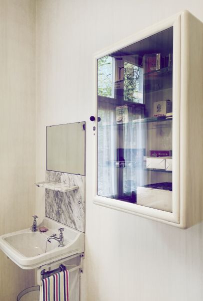 Cost of Medicine Cabinet Installation in Mesquite